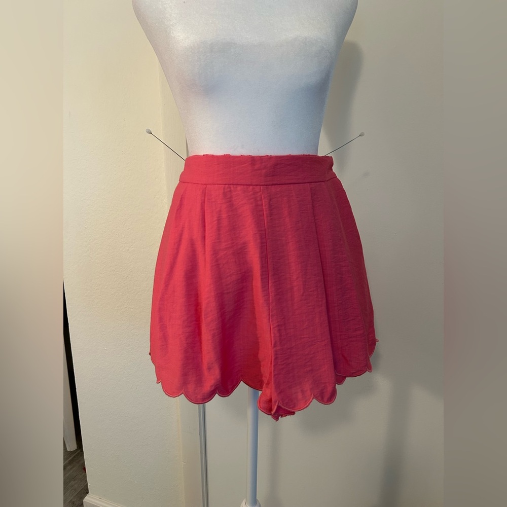 Mustard Seed Pink High Waist Shorts with Scalloped Hem